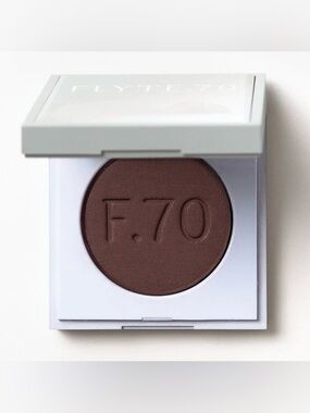 FLYTE 70 Hazy View Dense Eyeshadow LANDSLIDE ~ Muted taupe-mauve
